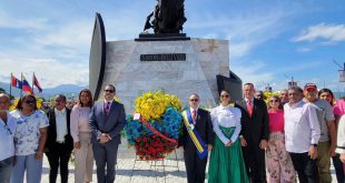 Parada militar y ofrenda floral Toma de Puerto Cabello 4