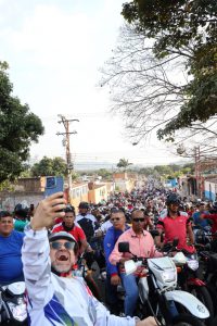 Masiva movilización de motorizados demostró compromiso con el Gobierno Bolivariano (1)