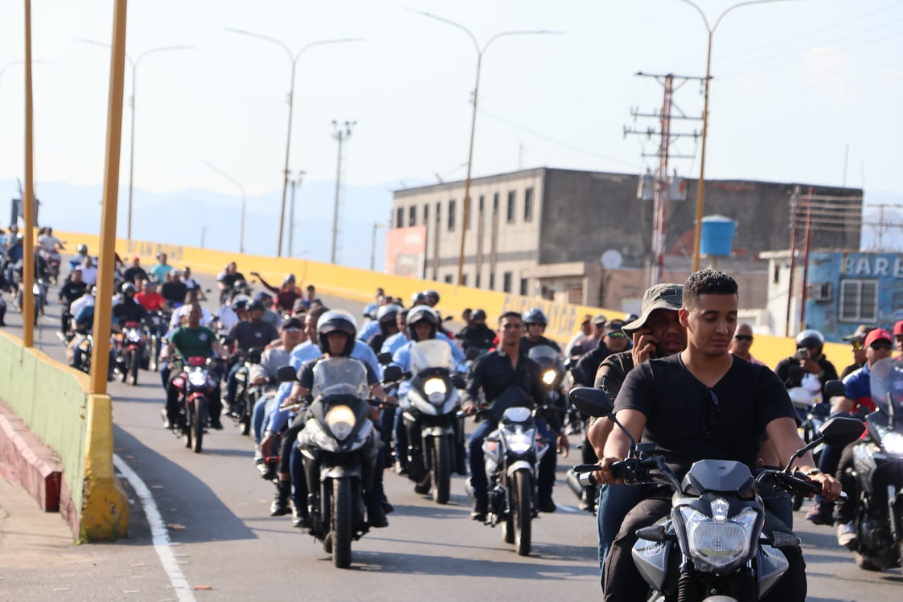 Masiva movilización de motorizados demostró compromiso con el Gobierno Bolivariano (3)