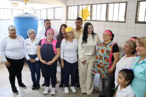 Mil 472 escuelas en Carabobo dan inicio a actividades escolares del 2025 (1)